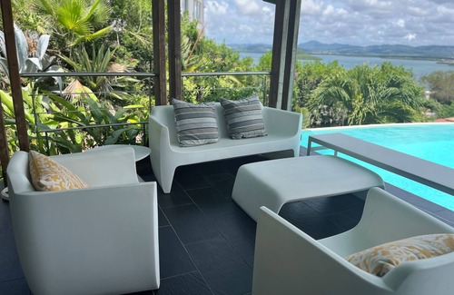 Trois-Ilets Villa | Architect-designed villa with infinity pool, sea and golf views