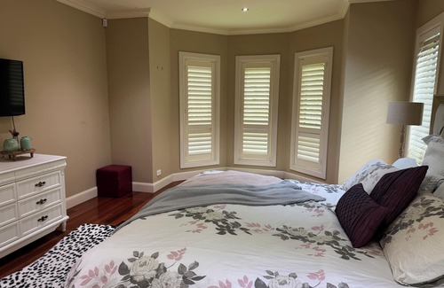 Beecroft Bed & Breakfast | Architect designed and lavishly furnished room with WIR, Spa and Shower