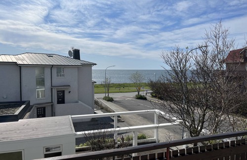 Vesturbær House | Architectural Villa with ocean view