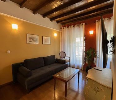 Leondari Hotel | Archontiko Leontari