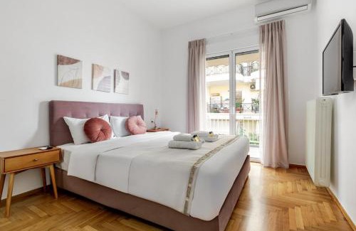 Kinosargous Apartment | Arco - Sleek 2-BR Apt in the Heart of Athens