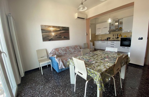 Albissola Marina Apartment | Arcobaleno Apartment 500 meters from the sea
