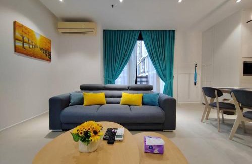 Mont Kiara Apartment | Arcoris Mont Kiara 11# Deluxe One Bedroom with Private Terrace #1-3Pax KL City