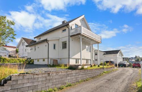 Tromsdalen Villa | Arctic Elegance By Paramount