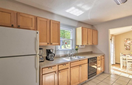 Arden House | Arden Cottage with Fire Pit - 11 Mi to Asheville