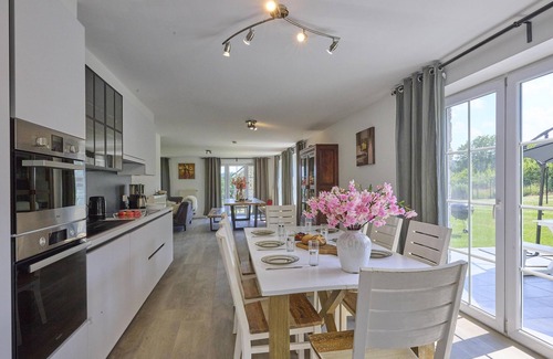 Trou de Bra House | Ardennes group house with fireplace and garden