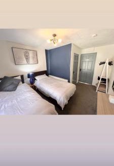 Ardara Bed & Breakfast | Ardhill House The Diamond, in the Heart of Ardara Town , F94 C7X9