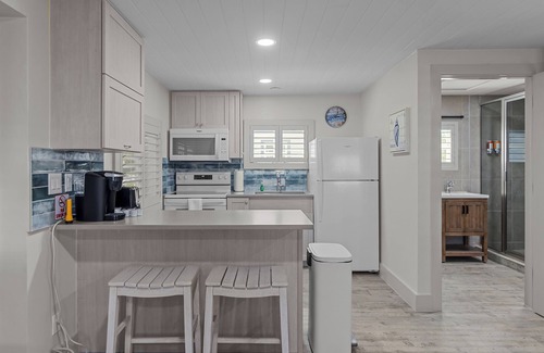 Captiva Cottage | Are you looking for a quaint fishing village in the heart of Captiva Island? - Jensen's Cottage #02