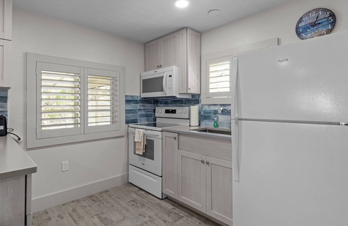 Captiva Cottage | Are you looking for a quaint fishing village in the heart of Captiva Island? - Jensen's Cottage #02