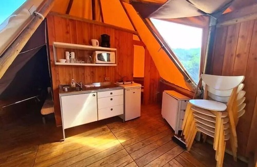 Estipouy House | Area of Escapa * - Teepee Lodge 7 people