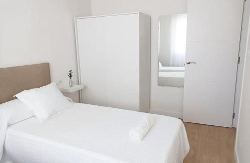 Cerdeira Apartment | AREAS NEGRAS- Apartamento centro de Cedeira.