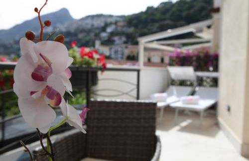 Vietri sul Mare Apartment | Aretusa Resort Amalfi Coast