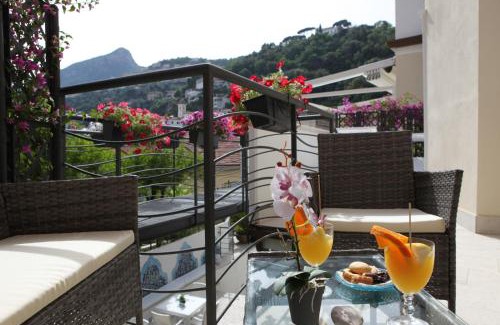 Vietri sul Mare Apartment | Aretusa Resort Amalfi Coast