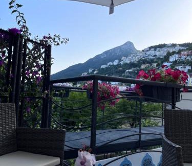 Vietri sul Mare Apartment | Aretusa Resort Amalfi Coast