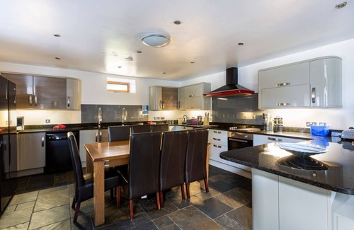 Colintraive Villa | Argyll Mill - Nine Bedroom Villa, Sleeps 14