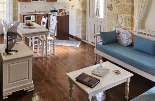 Archanes Apartment | Arhontiko Arhanes - Cretan Fairytale Gem With Pool