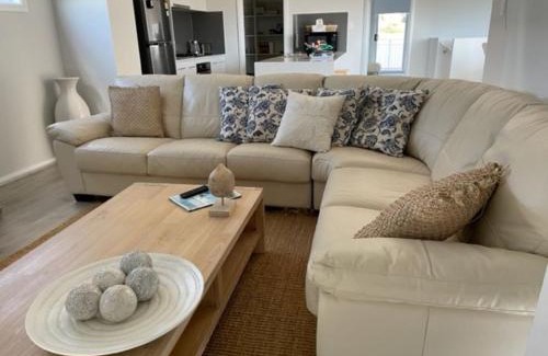 Emu Bay Villa | ARIA Emu Bay Seaside KI@43