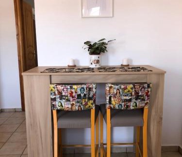 Glyfa Apartment | Aria's