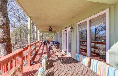 Horseshoe Bend House | Arkansas Lake House with Private Dock!