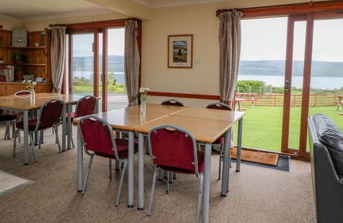 Gruline Cottage | ARLE LODGE, family friendly, with a garden in Salen, Isle Of Mull