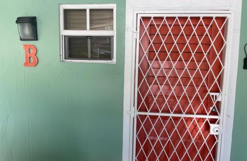 Diego Martin Apartment | Arlene's Nest Diego Martin - 3 Bedroom 1 & half bath Cozy Apt