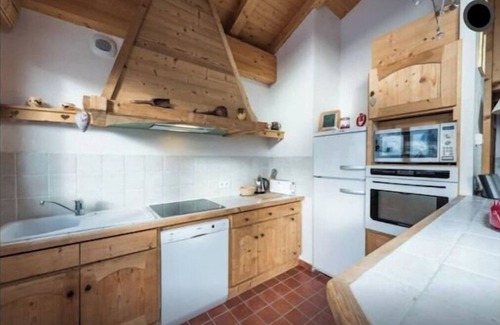 Villarabout Ski Chalet | Arnica 2 · Chalet Arnica