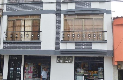 La Estrella Apartment | AROMA CAFÉ II