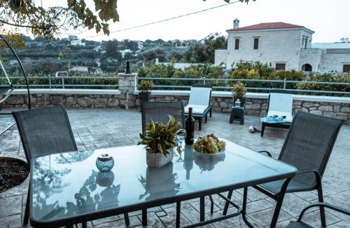 Asteri House | Aromatokipos House