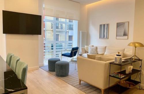San Sebastian Centro Apartment | ARRASATE SUITE Stylish, Super Central and New.
