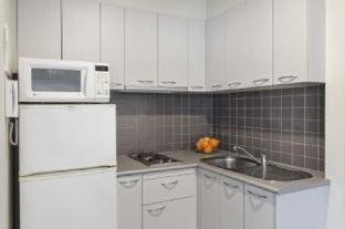 Carlton South Apartment | Arrow on Swanston