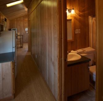 Marquette County Resort | Arrowhead Camping Resort Deluxe Cabin 14
