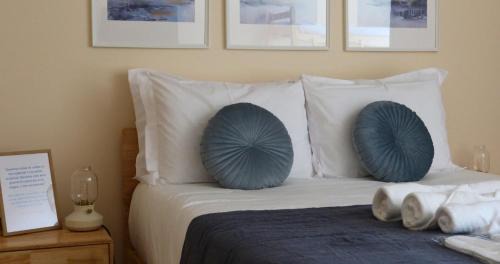 Carcavelos Bed & Breakfast | Art 4 You Carcavelos Suites