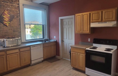 Jackson Apartment | Art BnB in Downtown Jackson
