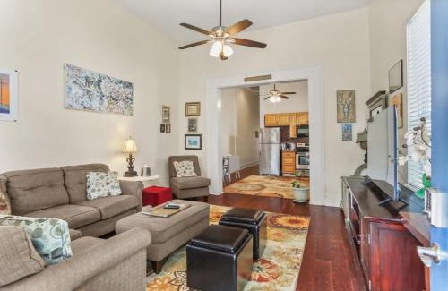 Mid-City House | Art Filled Sanctuary in the Heart Of Mid City