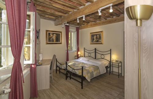 Vorno House | Art Gallery B&B