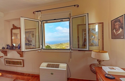 Kardhakata Villa | Art Gallery Villa Kefalonia Sea View and Breakfast