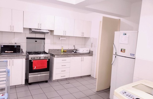 Sector 1 Apartment | Art House Premium 4BR Lima San Isidro