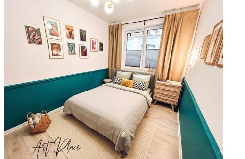 Tomaszow Mazowiecki Apartment | Art Place