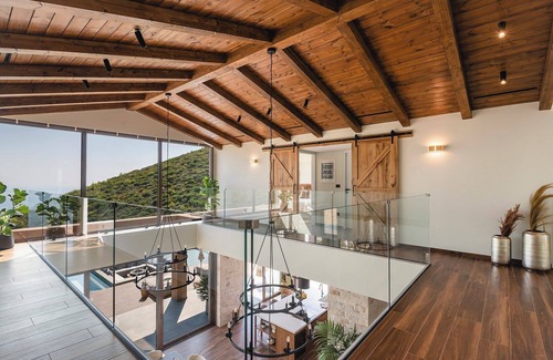 Agia Marina Villa | Artelia - Five Bedroom Villa, Sleeps 10