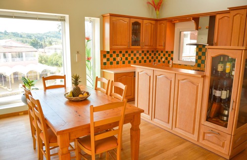 Agios Georgios Pagon House | Artemis House