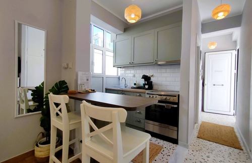 Dafni-Ymittos Apartment | Artemonos Loft | Acropolis View