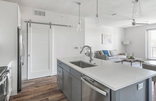 Austin Apartment | Artesian 1BD 23 - One Bedroom Apartment, Sleeps 2