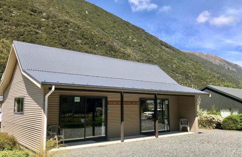 Arthur's Pass Hotel | Arthur's Pass Motel & Lodge
