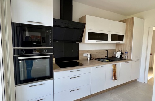 Roquevaire Villa | artist's house, exceptional place, where nature and serenity reign.