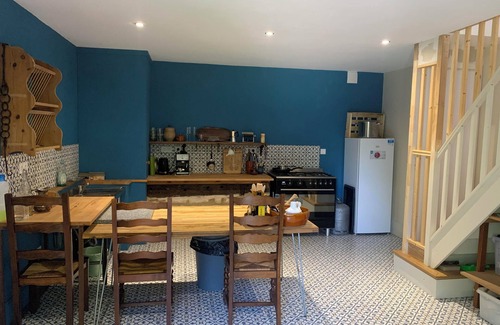 Foissac House | Artist Studio Gite in Charming Barn, at Chateau Mas de Pradie, Foissac.