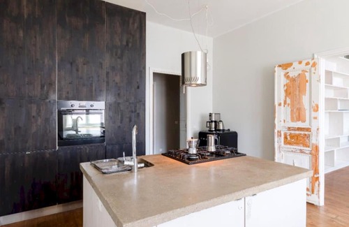 Toolo Villa | Artistic & Classy Modern Design Penthouse at Töölö