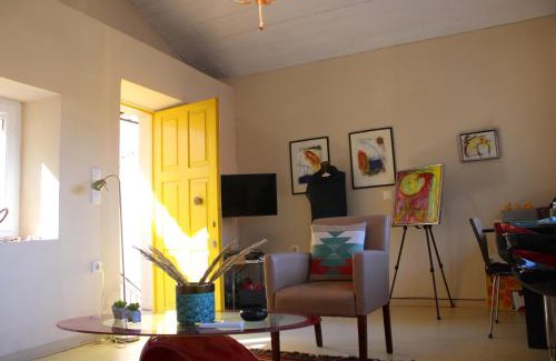 Pentati Apartment | Artistic Sea View House