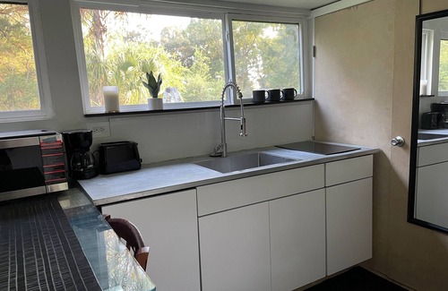 Northwest Pensacola House | Artistic Tiny Home in Country Setting - 15 minutes to everything!