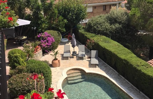Cabrils Apartment | Arts House. Pool, Garden, Beaches, Mountains @ 20 km from Barcelona