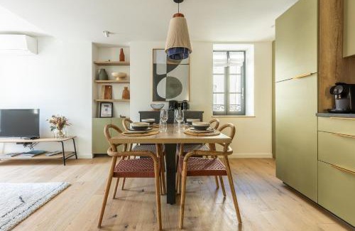 Chamalieres Apartment | Arty by PRIM0 C0NCIERGERIE